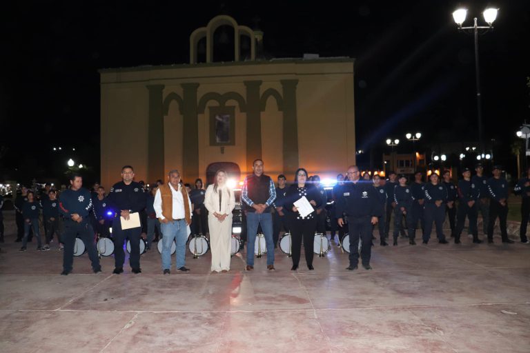 ENTREGA DE BANDA DE GUERRA A ESCUADRON JUVENIL