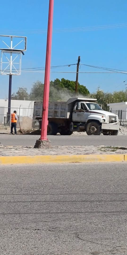 SERVICIOS PÚBLICOS MANTIENE ACTIVIDADES DIARIAS EN BENEFICIO DE LA COMUNIDAD