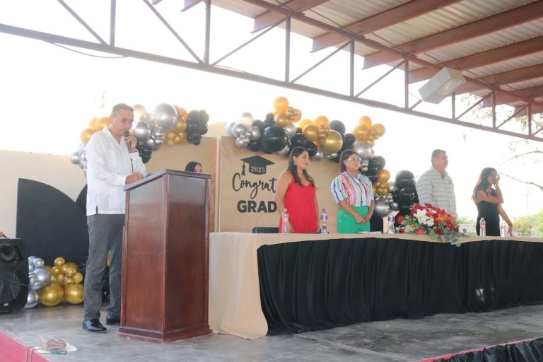 GRADUACIÓN ESCUELA PRIMARIA JOSÉ MARÍA MORELOS Y PAVÓN