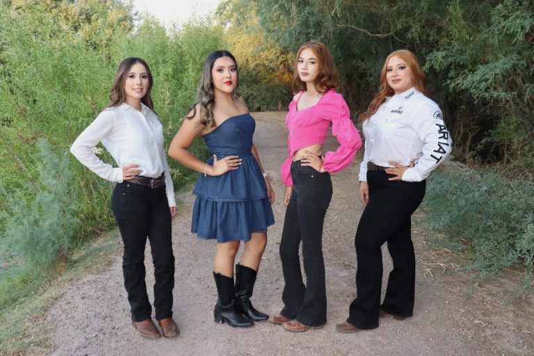 CANDIDATAA A REINA DE LAS FIESTAS PATRIAS ALTAR 2025