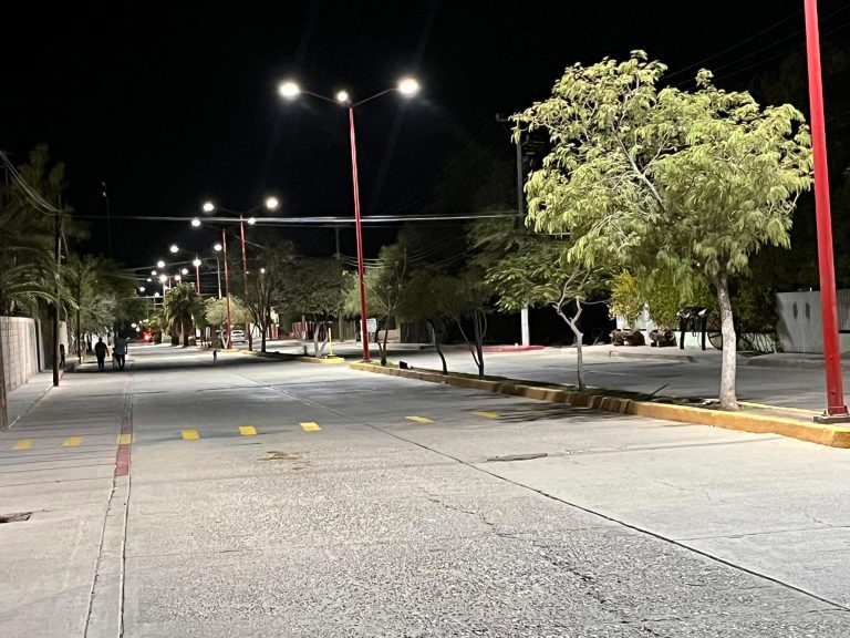 💡 CAMBIO DE LUMINARIAS LED SOBRE EL BULEVARD FÉLIX GÓMEZ
