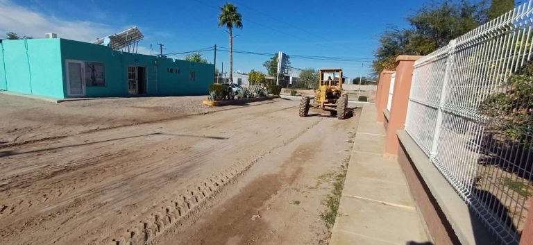 SERVICIO PÚBLICO CONTINÚA TRABAJANDO