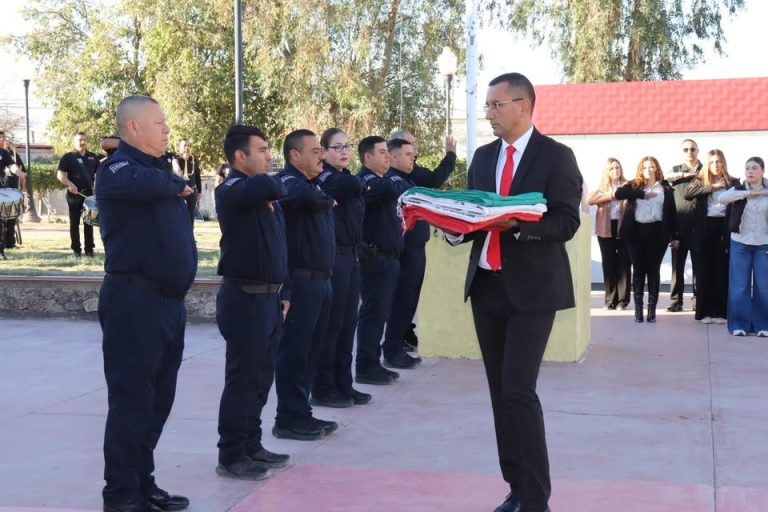 🇲🇽DÍA DE LA BANDERA DE MÉXICO: SÍMBOLO DE ORGULLO Y UNIDAD NACIONAL